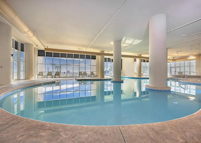 Phoenix Gulf Towers 1406 Apartment