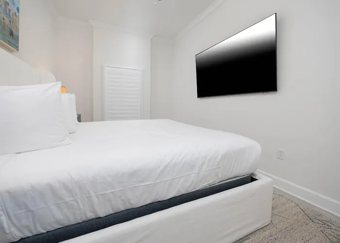 Phoenix Gulf Towers 1406 Apartment *